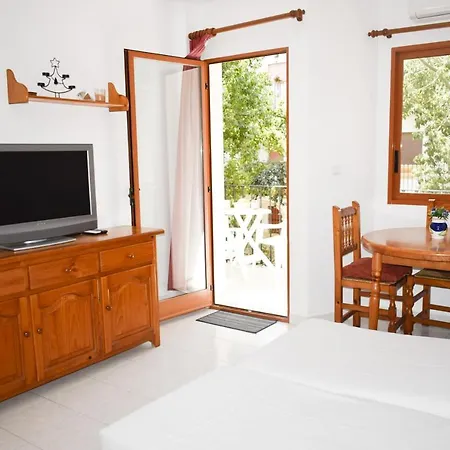 Anacasa El Patio Ap1117 *